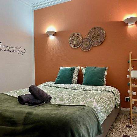 Appart'Hotel Nuiteejour Versailles Saint Cyr L'Ecole Saint-Cyr-l'Ecole Exterior foto