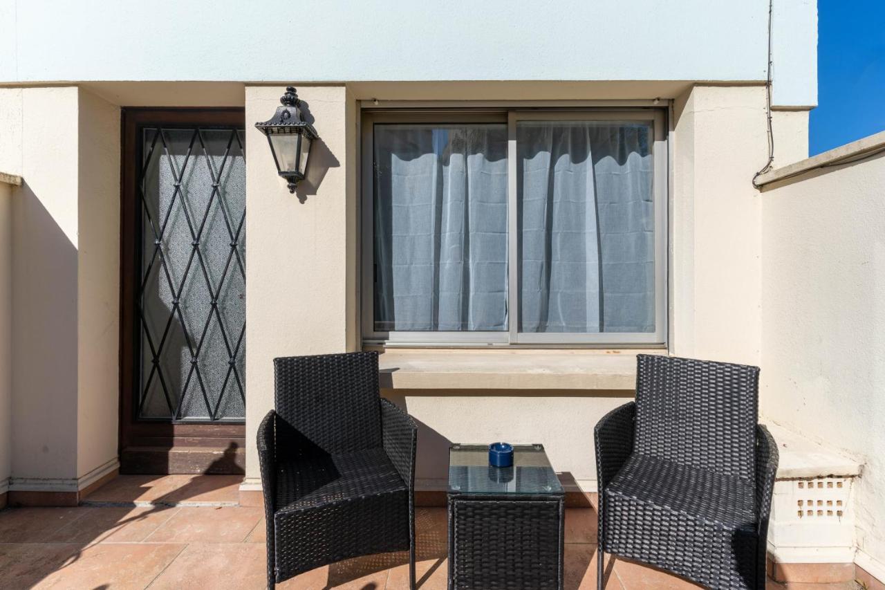 Appart'Hotel Nuiteejour Versailles Saint Cyr L'Ecole Saint-Cyr-l'Ecole Exterior foto