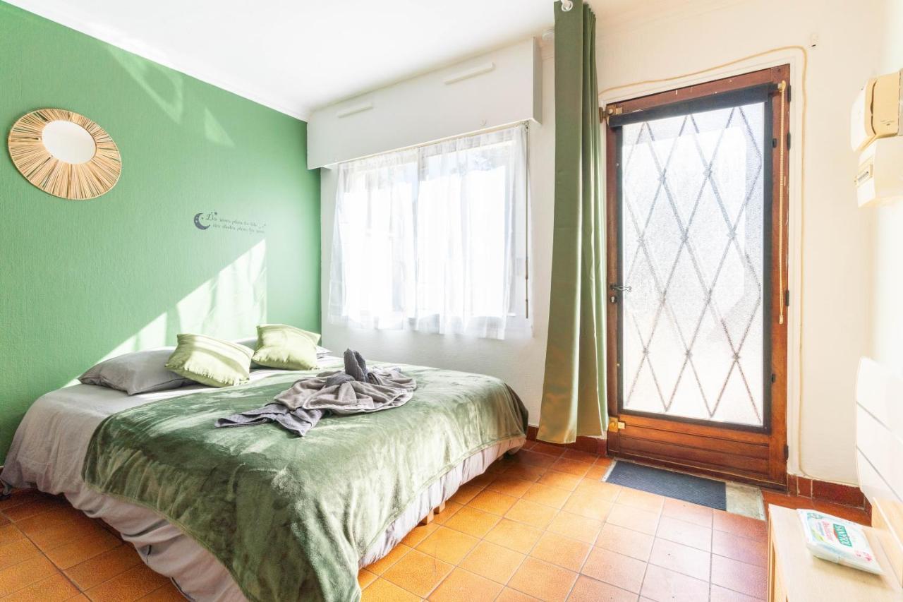 Appart'Hotel Nuiteejour Versailles Saint Cyr L'Ecole Saint-Cyr-l'Ecole Exterior foto