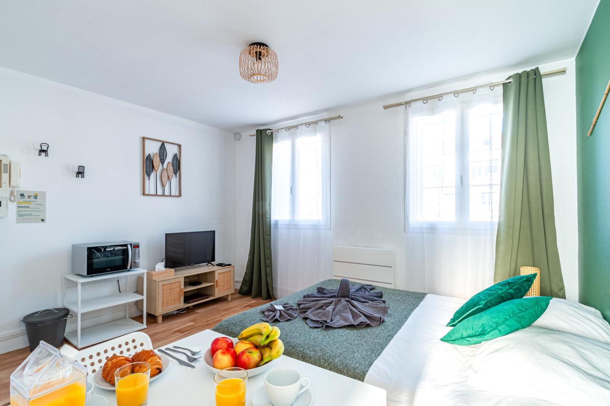Appart'Hotel Nuiteejour Versailles Saint Cyr L'Ecole Saint-Cyr-l'Ecole Exterior foto